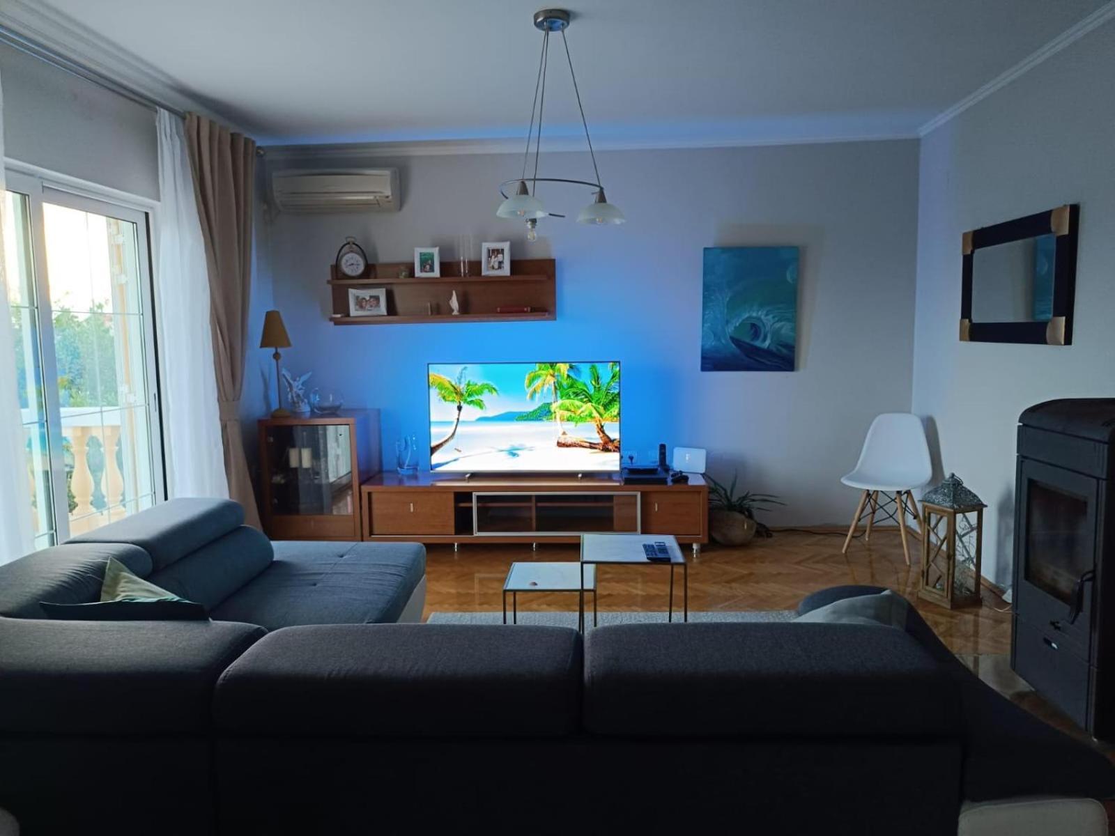 Apartman Haus Maja Banjol Eksteriør billede